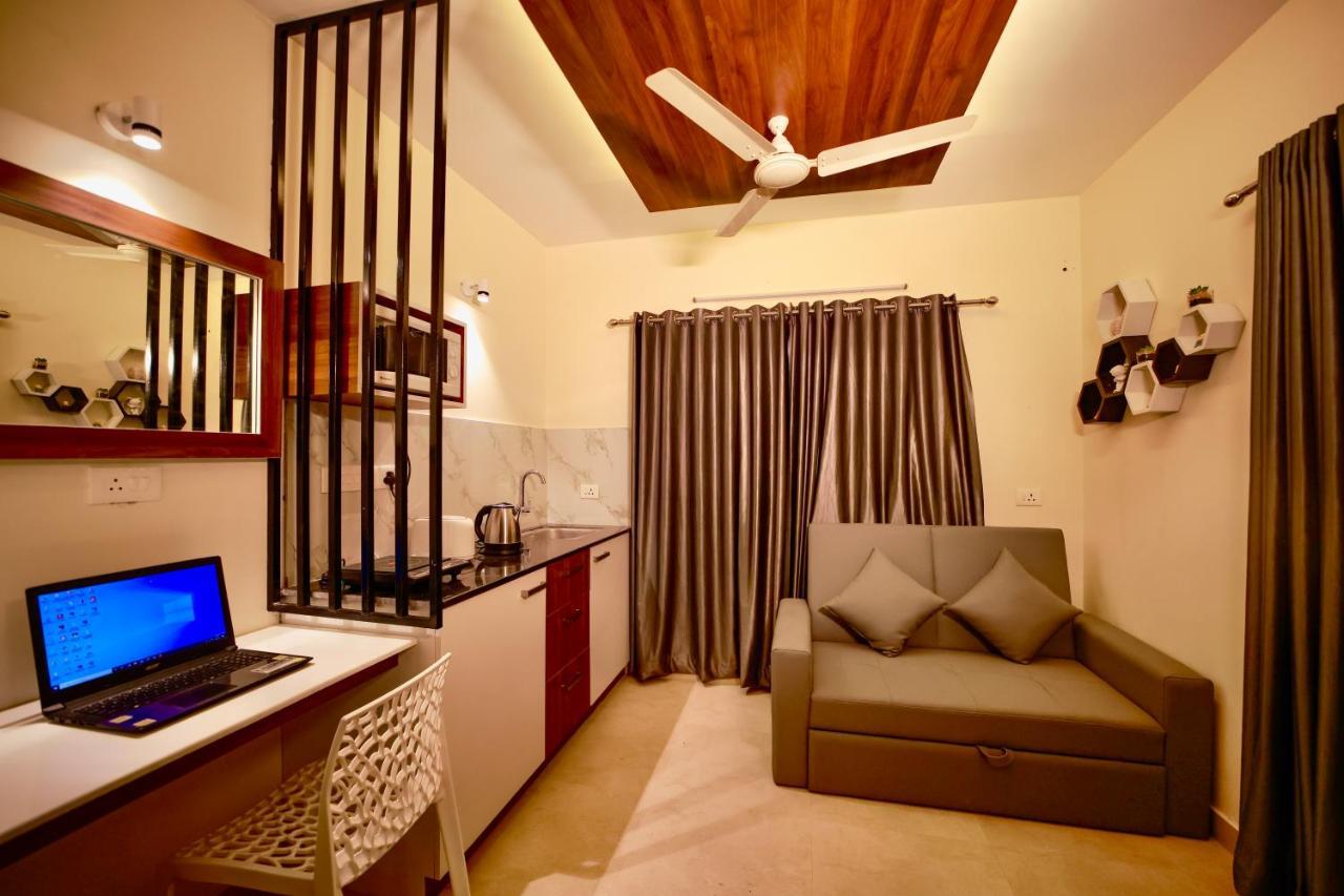 Green Royale Living Spaces - Luxury Serviced Apartments Thiruvananthapuram Exterior photo