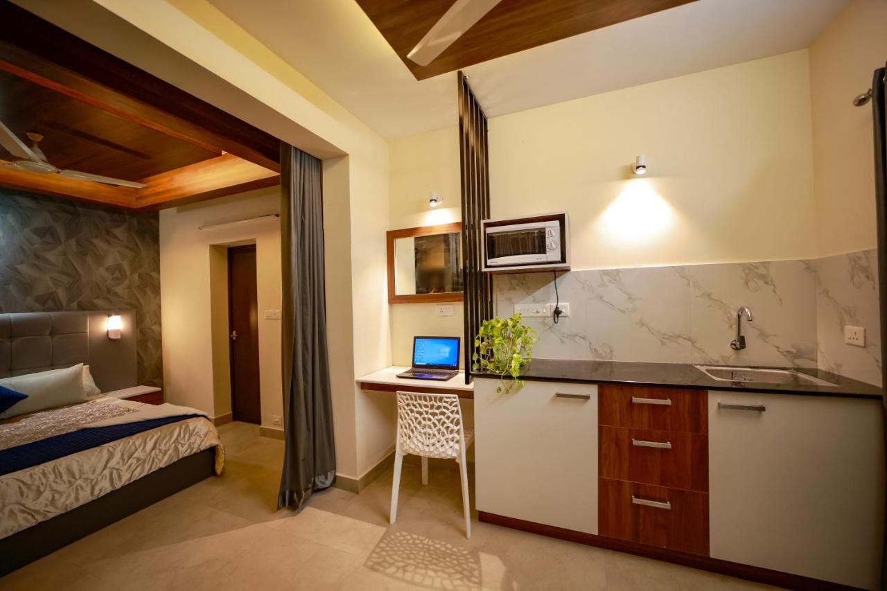 Green Royale Living Spaces - Luxury Serviced Apartments Thiruvananthapuram Exterior photo