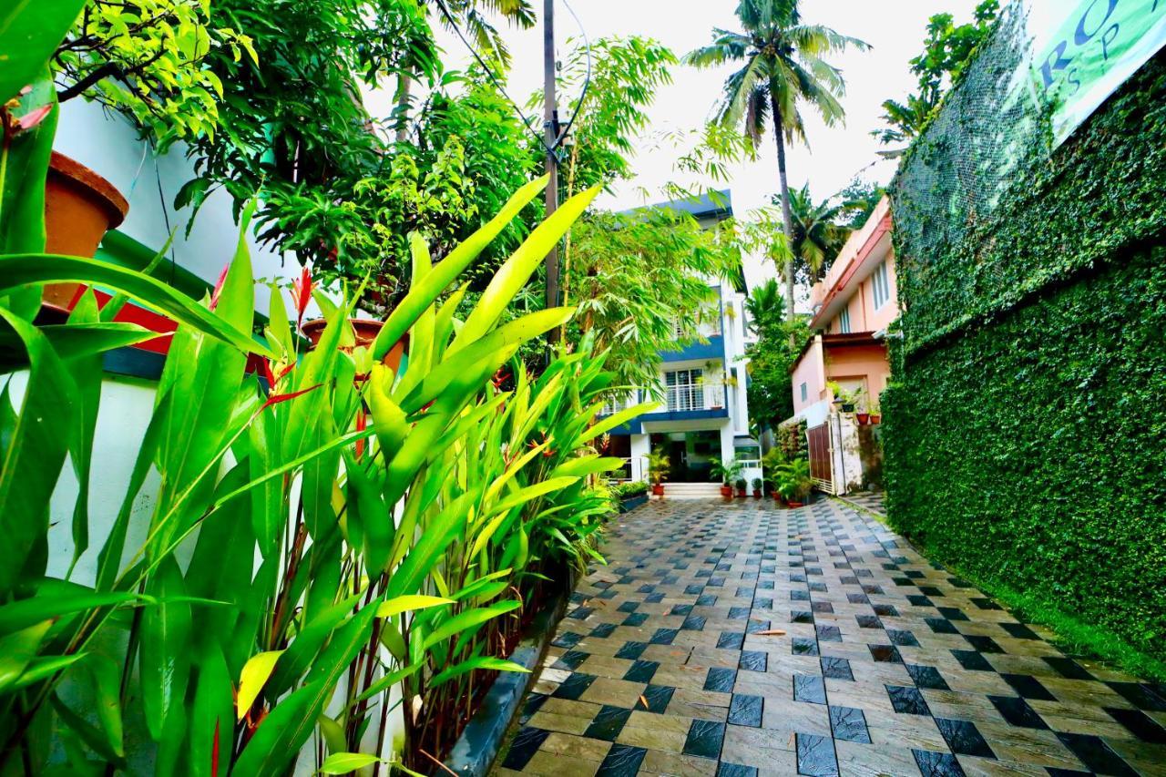 Green Royale Living Spaces - Luxury Serviced Apartments Thiruvananthapuram Exterior photo
