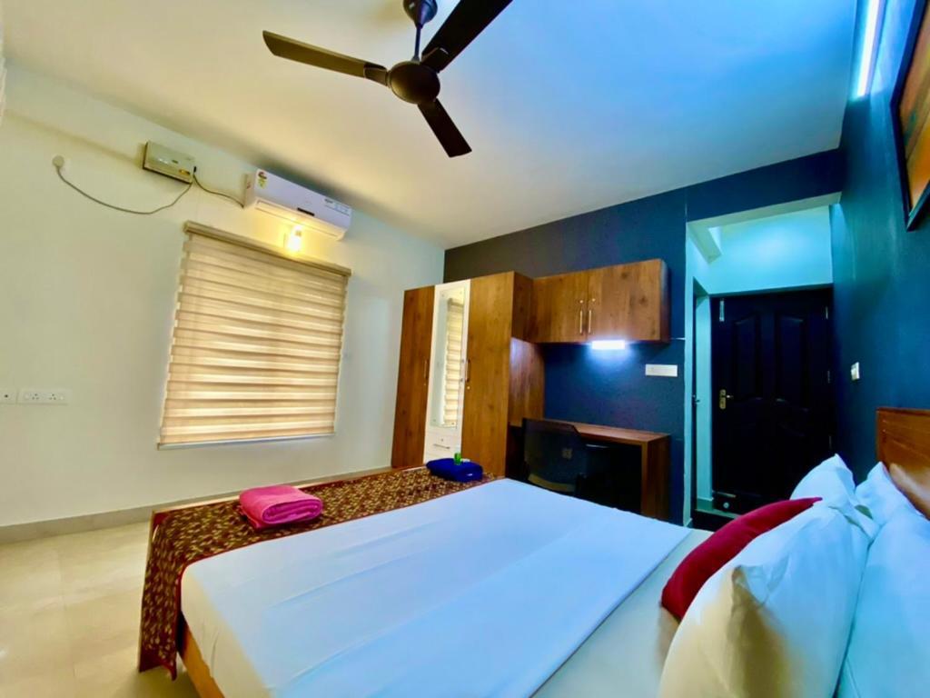 Green Royale Living Spaces - Luxury Serviced Apartments Thiruvananthapuram Exterior photo