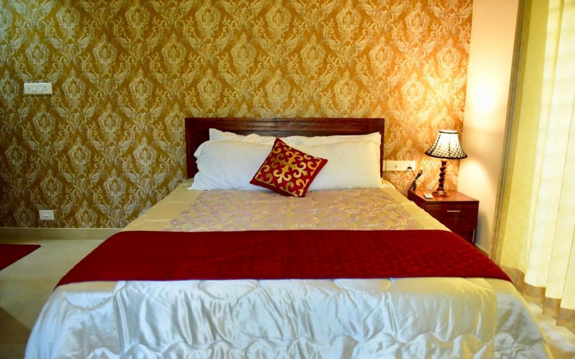 Green Royale Living Spaces - Luxury Serviced Apartments Thiruvananthapuram Exterior photo